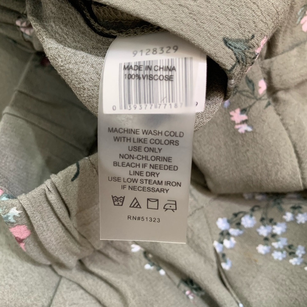 💥 Vince Camuto Womens Floral Print Pants - Picture 8 of 8